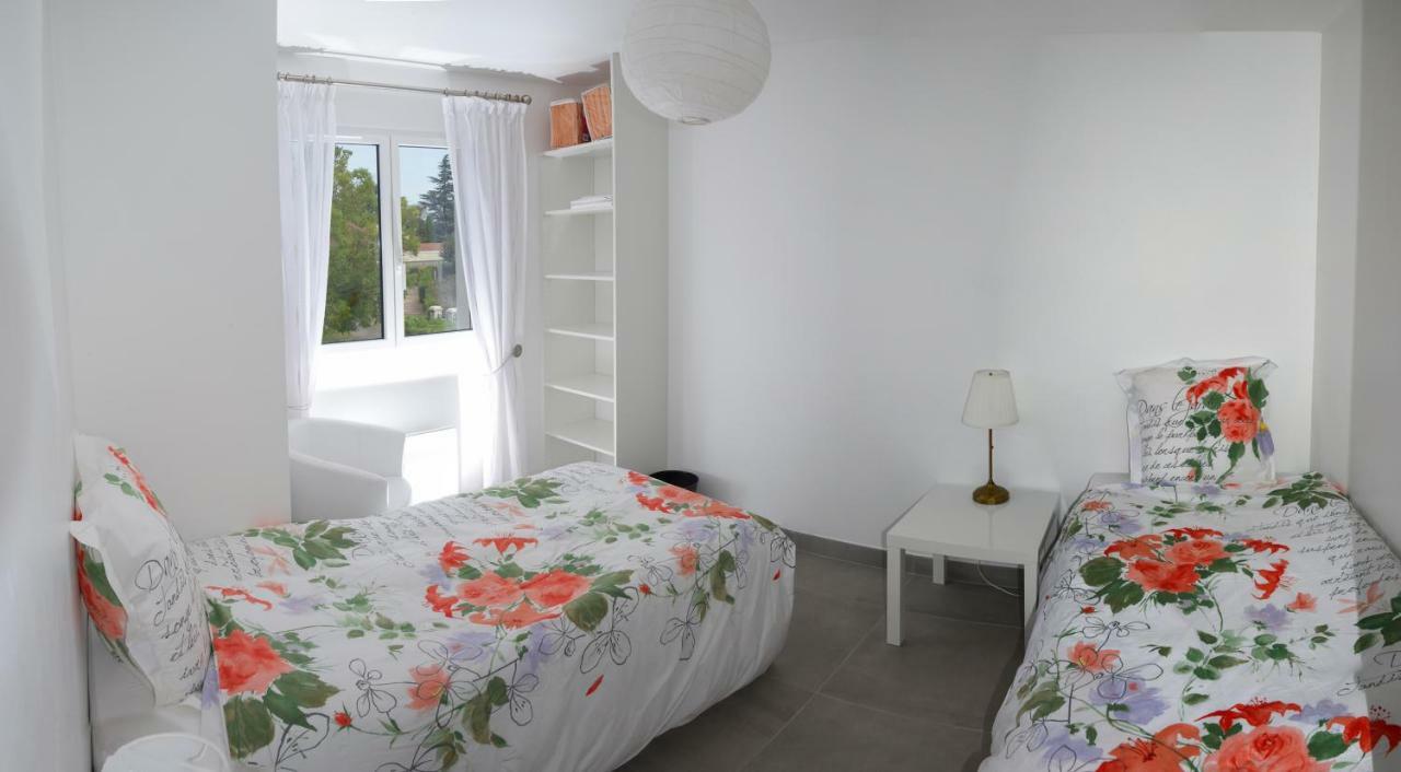 La Marina Villa Chassieu Eksteriør billede
